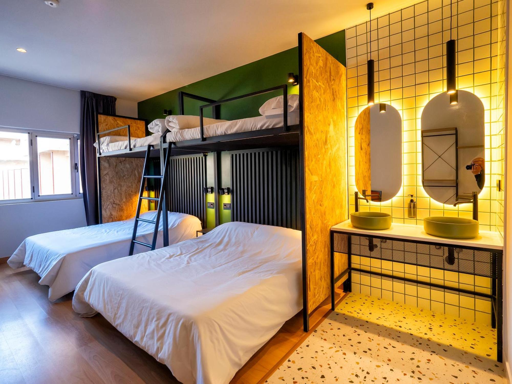 Hostal Wonder *