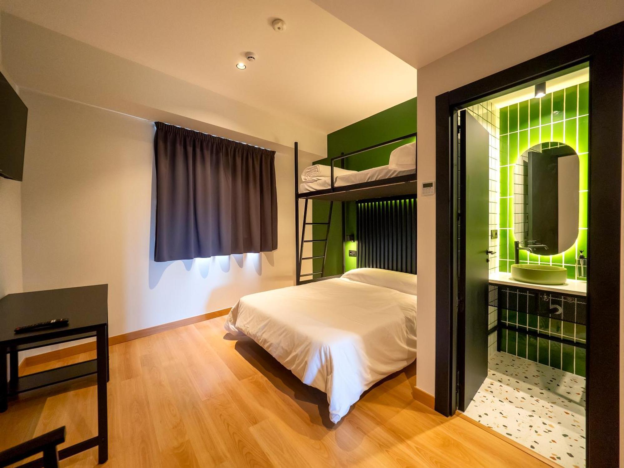 Hostal Wonder *